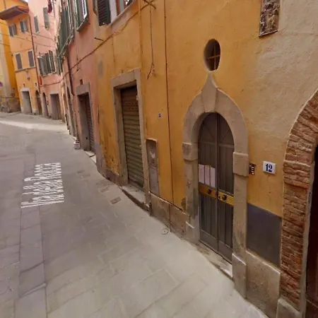 Apartmán Attico Casa Via Rocca Sole *